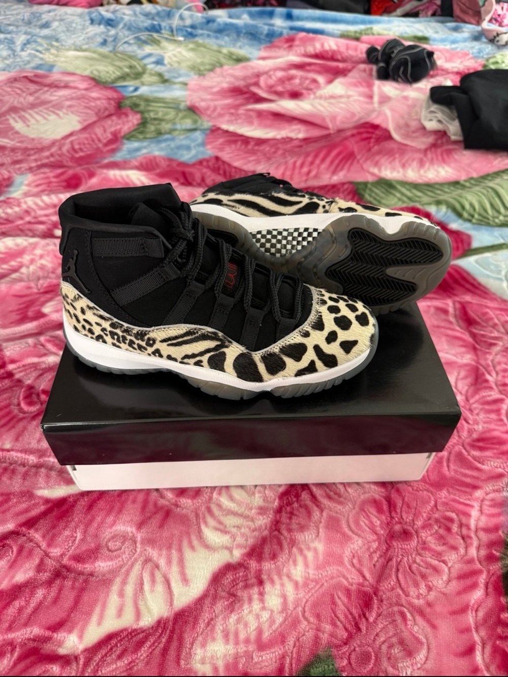 Jordan 11 Wmns Retro Animal Instinct BRAND NEW size 6.5